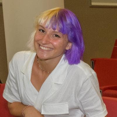 I’m marta, a 25 year old girl from Italy, a... Main Photo