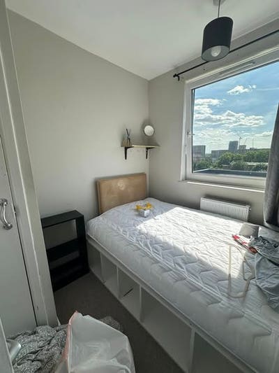 Room in Maisonette - 10mins from Elephant & Castle Main Photo