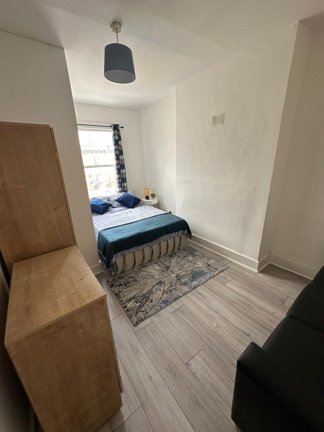 ✨Large Room in Turnpike Lane - &pound;850pcm Main Photo