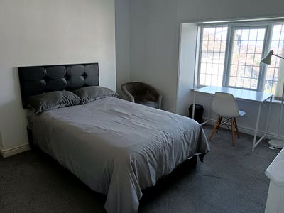 Double bedroom in Birkenhead Central Main Photo