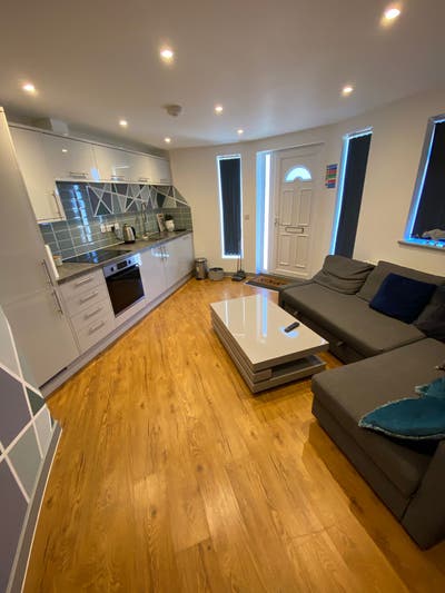 1 Bed Fully Furnished Ground Floor Apartment  Main Photo