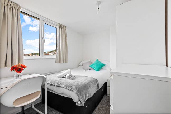 Luxury room available Main Photo