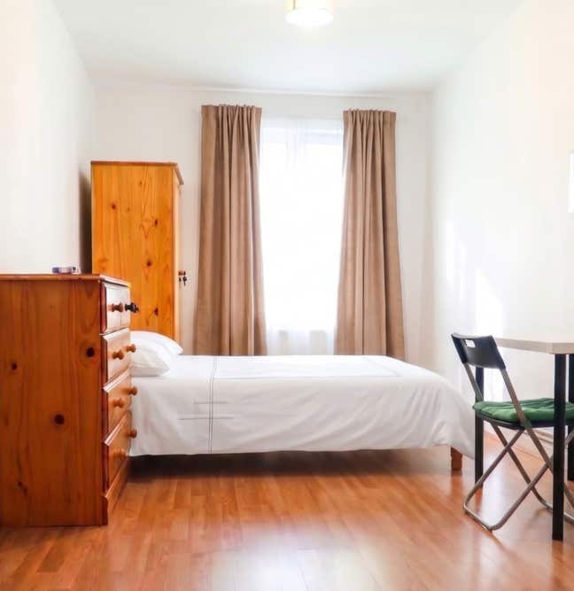 East London – E2 🏠 Bethnal Green Zone 2 Main Photo