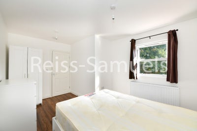 Six bed Student House Main Photo