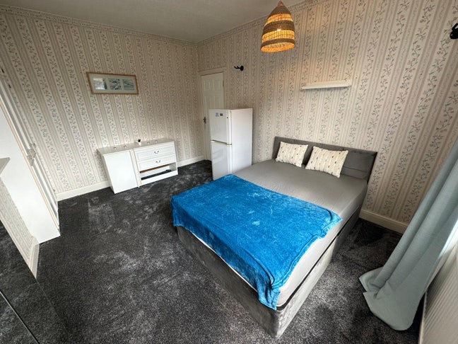 ✨ 🛏️Double Room to Let in - Wembley  Main Photo