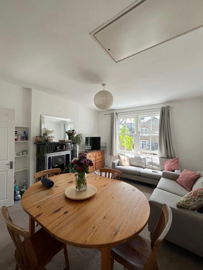 Double Bedroom Available 🌷Clapham South  Main Photo