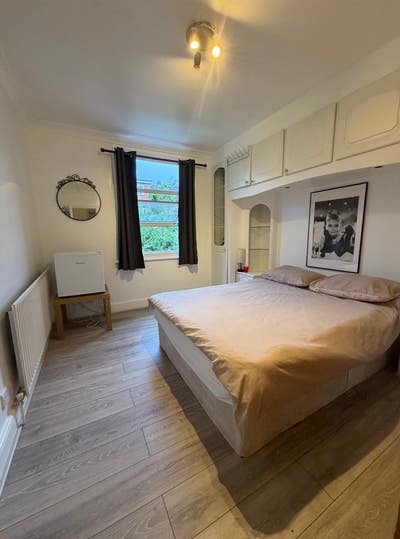 Large Double Room | Garden | Near Tube | NW2 Main Photo