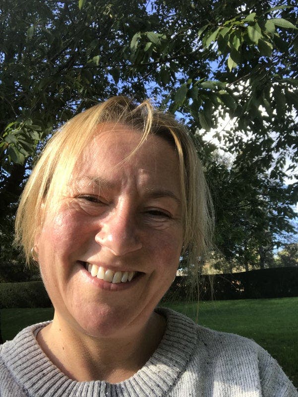 49 year old Female seeks a single or double room Main Photo