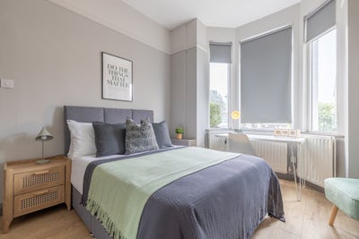 Modern Room Let - Ballygomartin Road BT13 Main Photo
