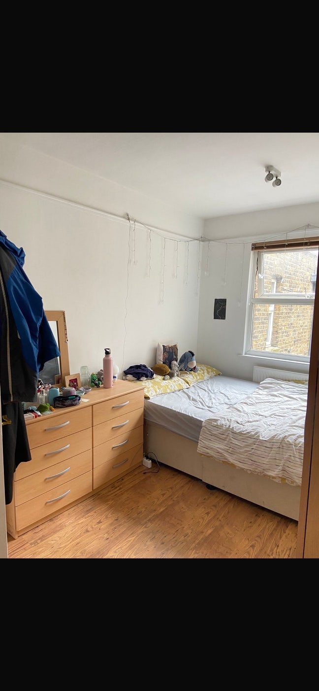 Room to rent in heart of Wandsworth  Main Photo