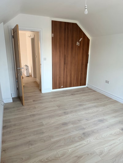 Single room for rent Main Photo