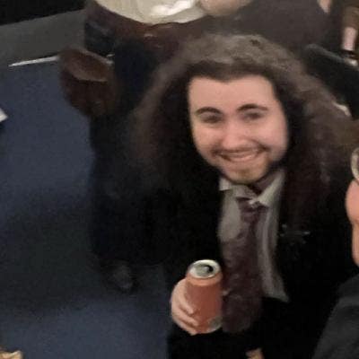 Student Male seeks a single or double room Main Photo
