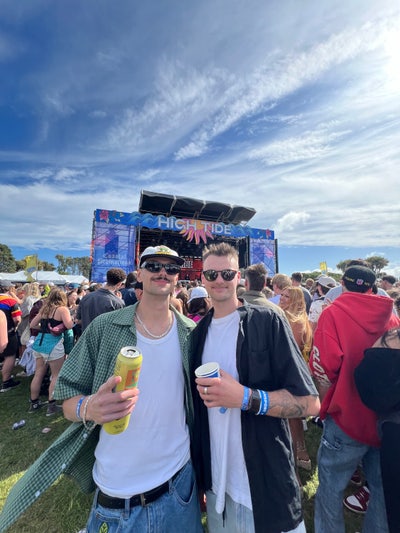 Looking for a 2 bed apartment - Buddy Up  Main Photo