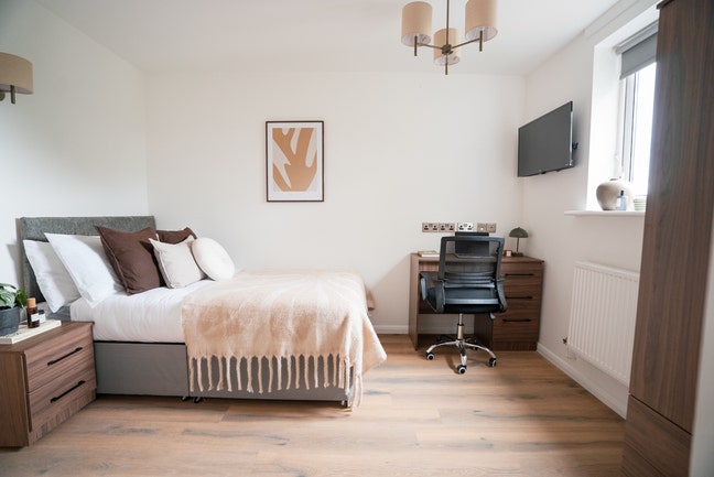 Takeover for 6 Weeks Summer Rental Main Photo