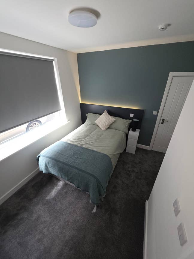  Private En-Suite Rooms – High Spec Professional H Main Photo