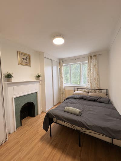 Peaceful Centrally Located Room Main Photo