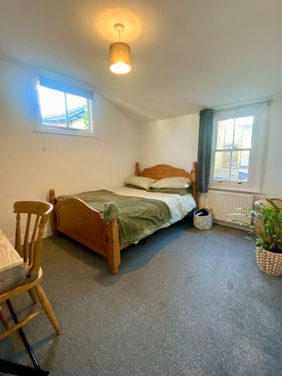 Spacious Double Room near Tooting Broadway – &pound;966p Main Photo