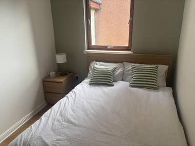 Double Room for rent located off Leith Walk Main Photo
