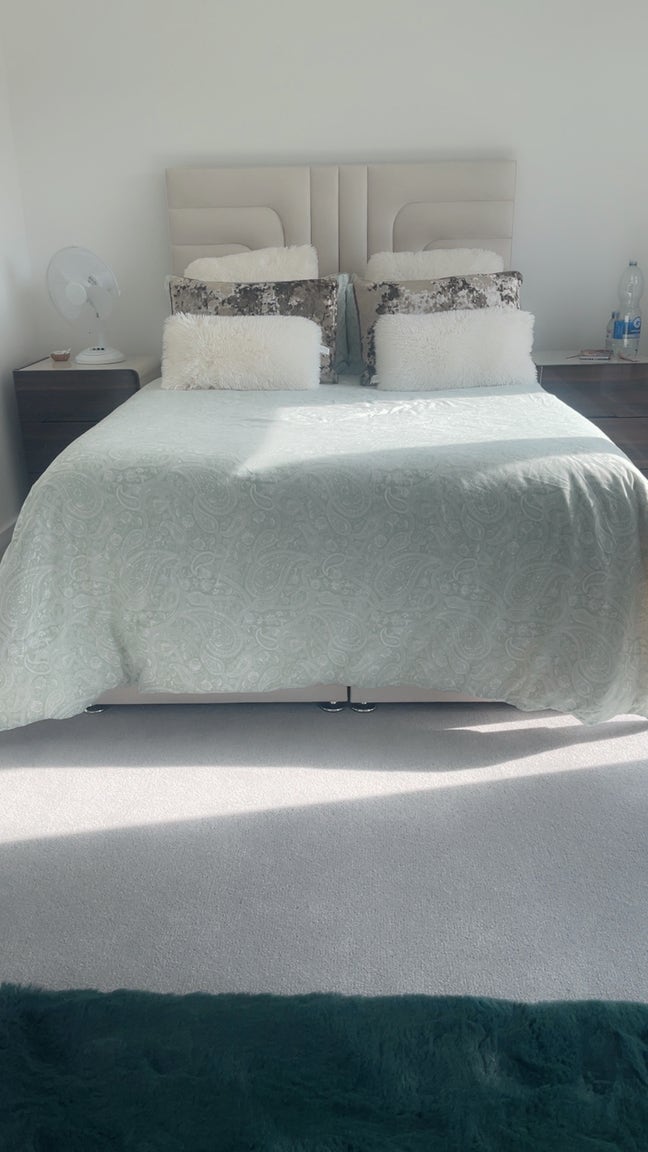 Double Room to Rent — BN17–  All Bills Included  Main Photo