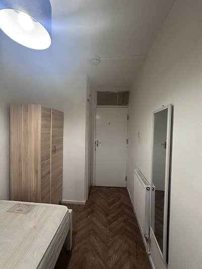 Single Room All bills Included zone 2  Main Photo