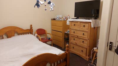 Studio near Romford Station Main Photo