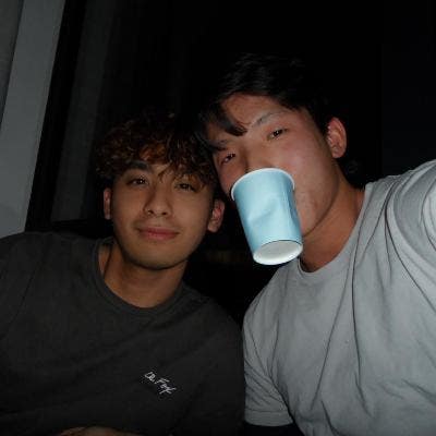 move in w me lol Main Photo
