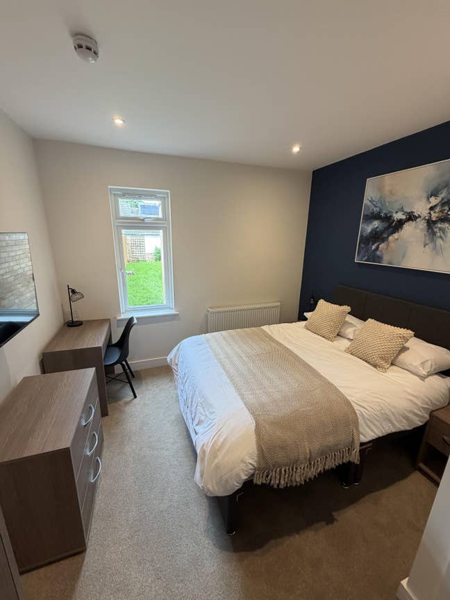 Luxury En-Suite Rooms | Newly Refurbished | NN3 Main Photo