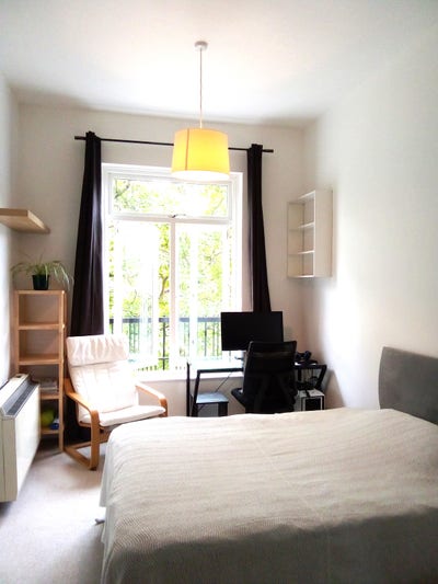 2B2B Quiet Bright Clean Ensuite Balcony Gdn View   Main Photo