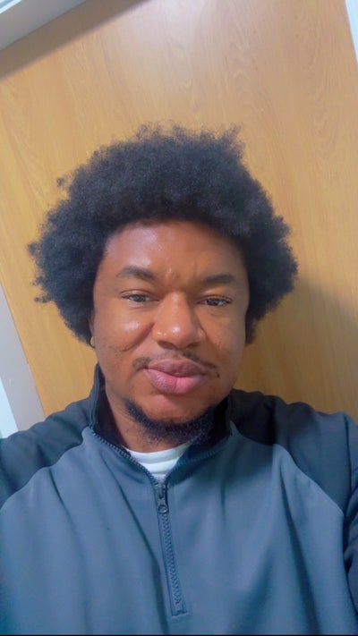 37 year old Male seeks a single or double room Main Photo
