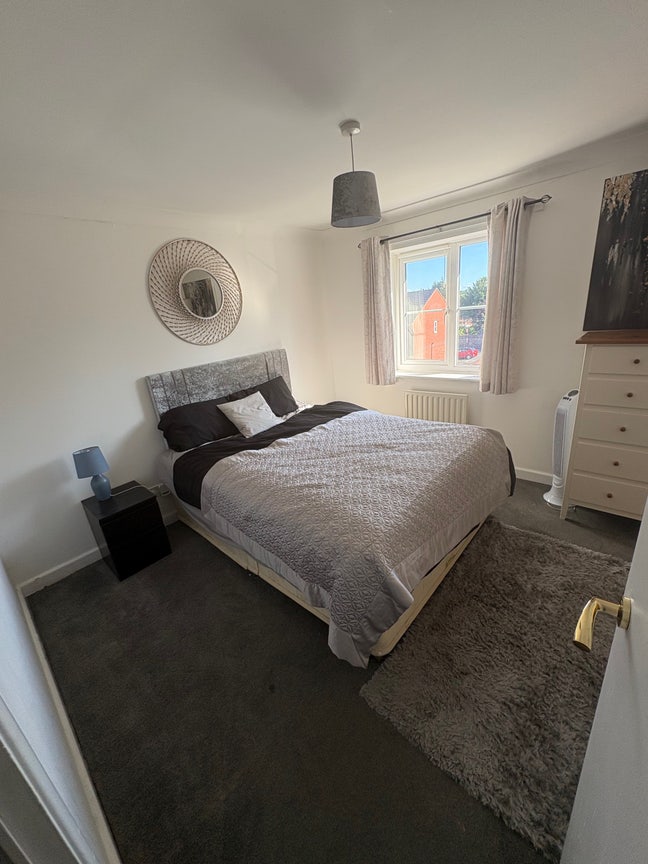 Room for rent Main Photo