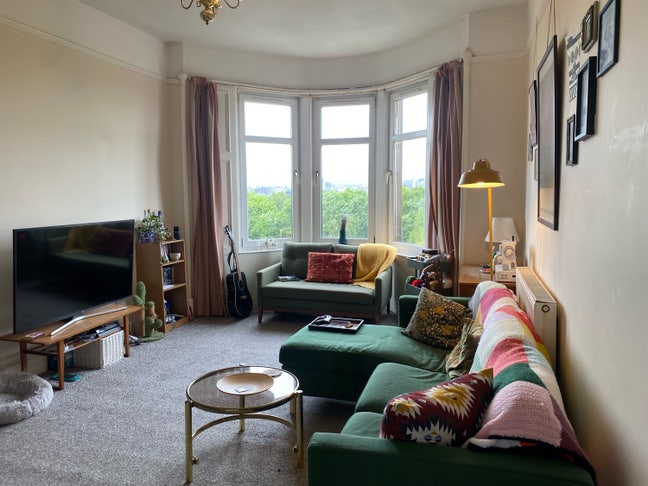 1-bed Whole Flat Sublet July - September Main Photo