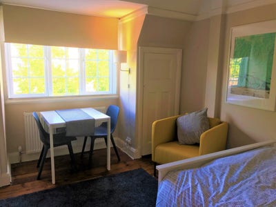 Beautiful room in Brixton -  All Bills Included! Main Photo