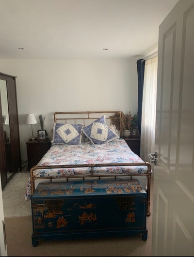 Double En-Suite Room Available ASAP Main Photo