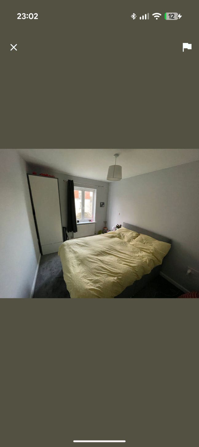 Looking for 1 flatmate!  Main Photo