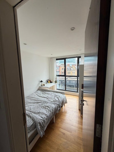 Double Room - 10 Min. Walk from Liverpool Street Main Photo