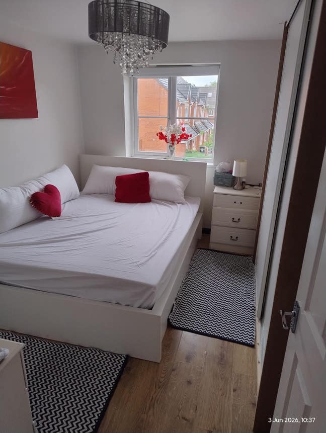 Double Room Available for Rent  Main Photo