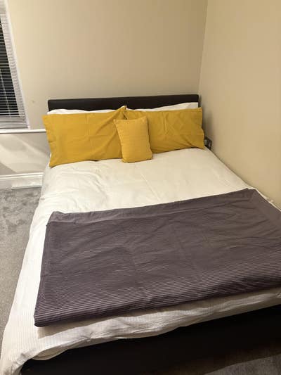 Lovely spacious double room  Main Photo
