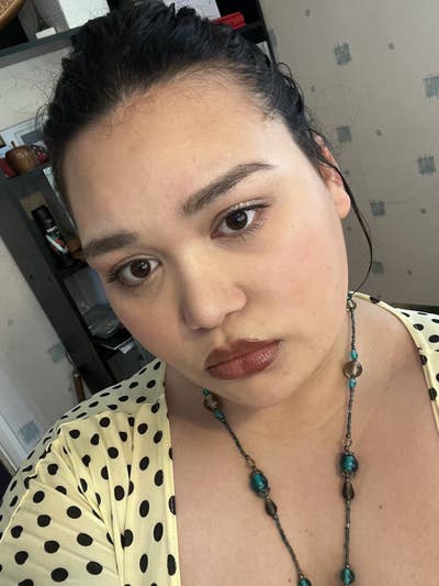hi! single or double room wanted! Main Photo