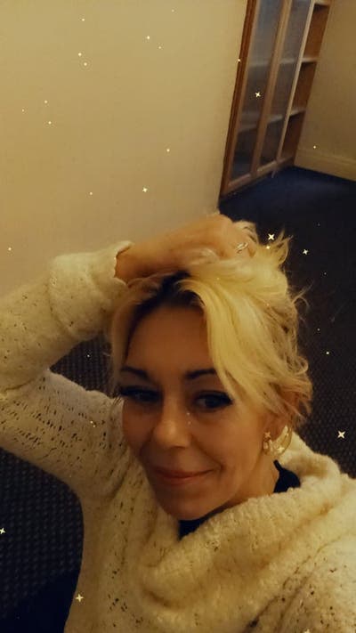 49 year old Female seeks a double room Main Photo