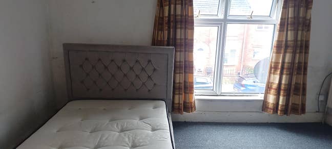🏡 Bright Room Available Now –City Centre &pound;360 PCM Main Photo