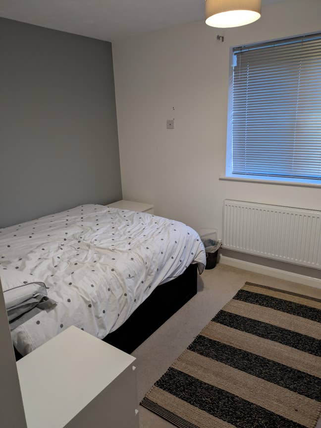 Double bedroom with own bathroom, pictures to fol. Main Photo