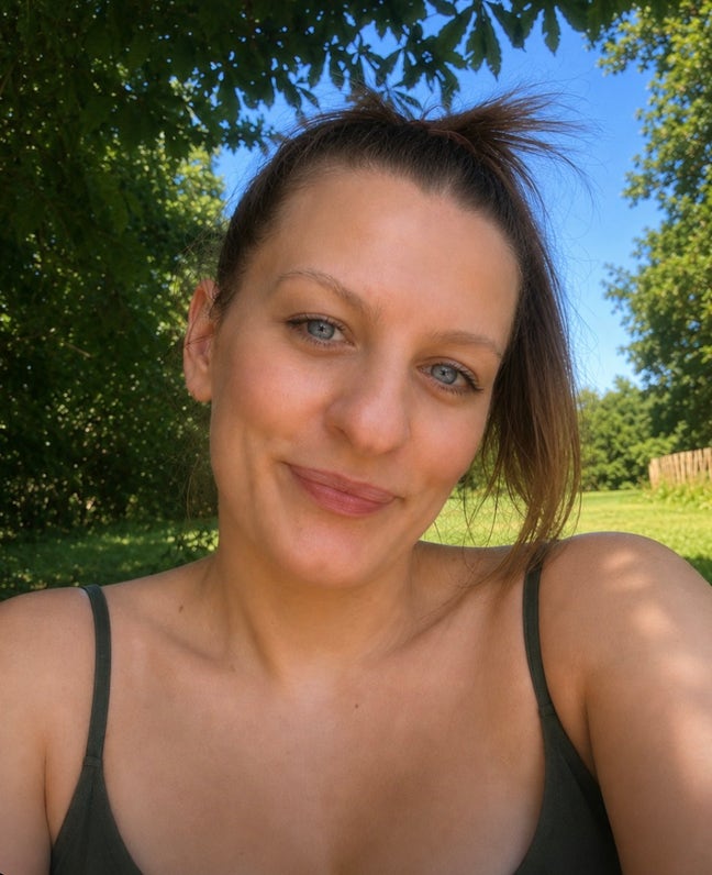 I’m a working professional with a busy sche... Main Photo