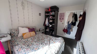 Large double room available for rent from June! Main Photo