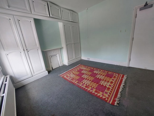 Property Guardian Opportunity – 2-Bed House Main Photo
