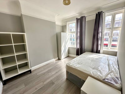 Double room at The Broadway High Rd, Wood Green  Main Photo
