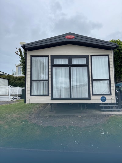 Room on a holiday park static caravan , 6 months m Main Photo