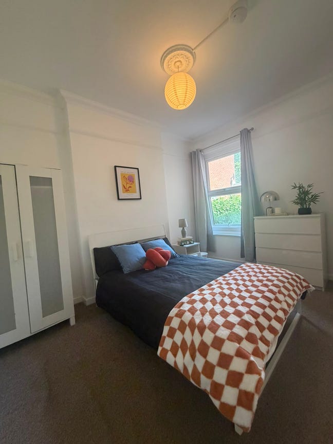 🏠 Large Double Room | All Bills Included 🏠 Main Photo