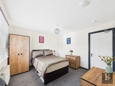 🏠Stunning house - Low deposit option available 🏡 Main Photo