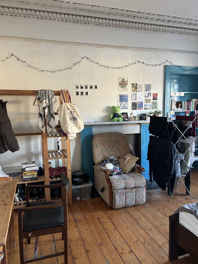 Spacious room in Edinburgh to let Main Photo