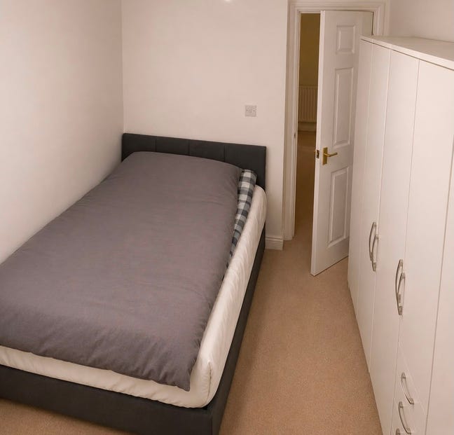 Extremely clean and quiet apartment  Main Photo
